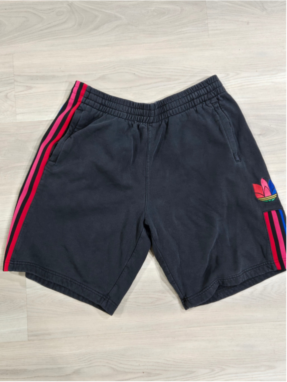 Men's Adidas Athletic Shorts Size L Black Multicolor